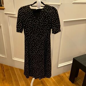 Polkadot structured knit dress. Fantastic fit